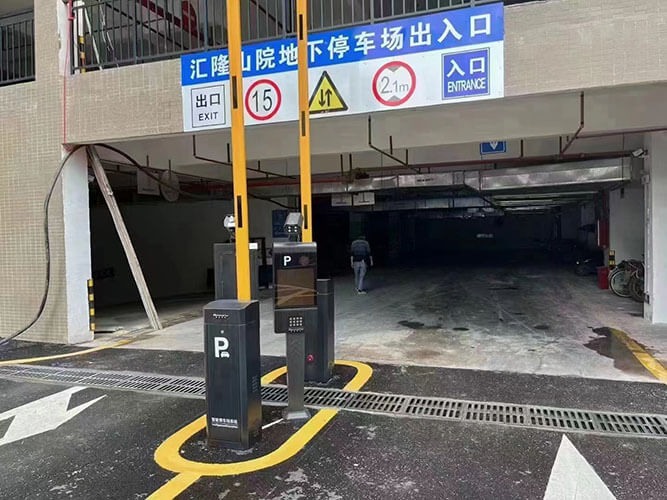 商場車牌識別系統-停車場高端車牌識別直桿道閘一體機